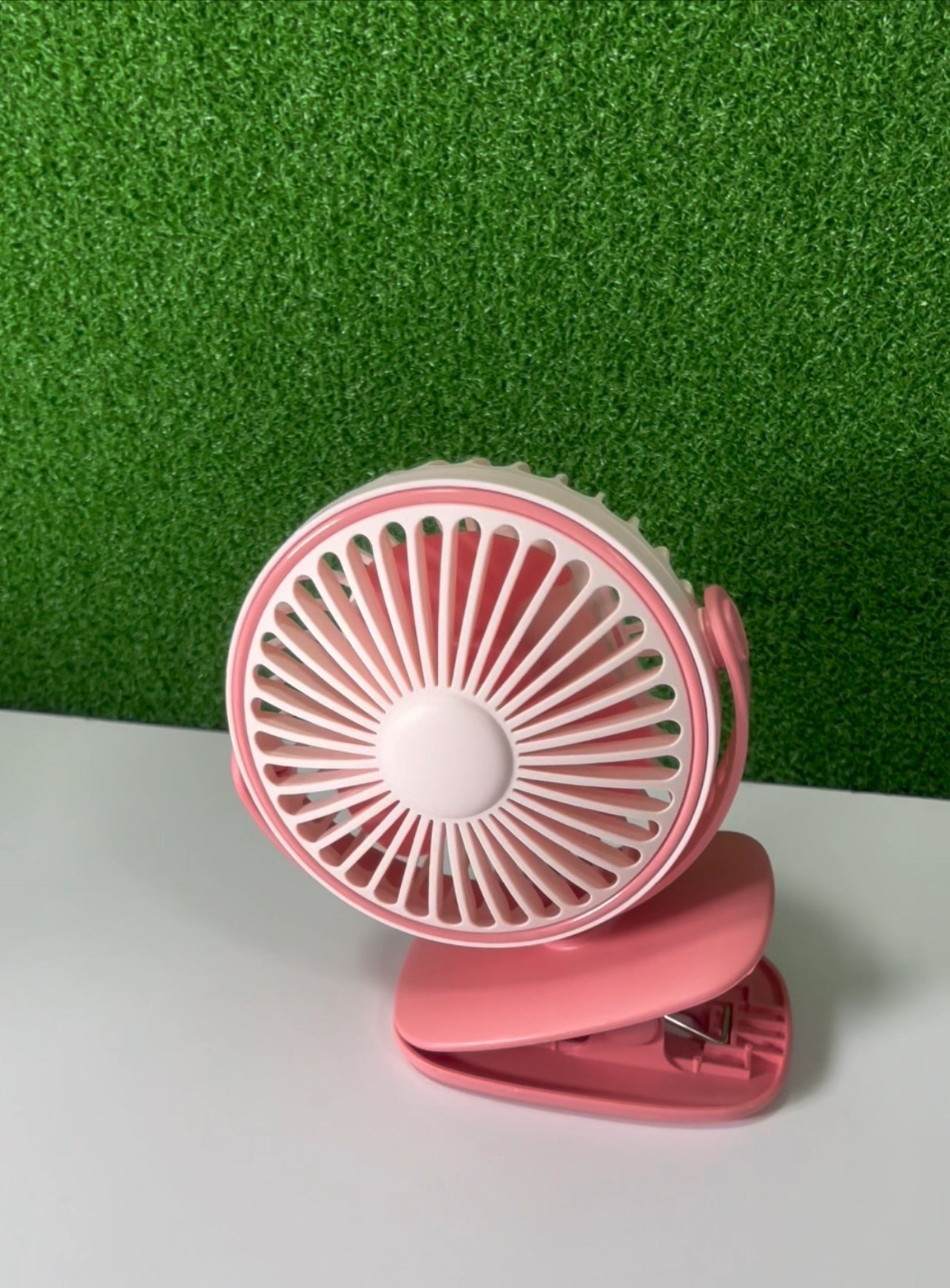 Ventilador Portátil con Clip – Uso Versátil